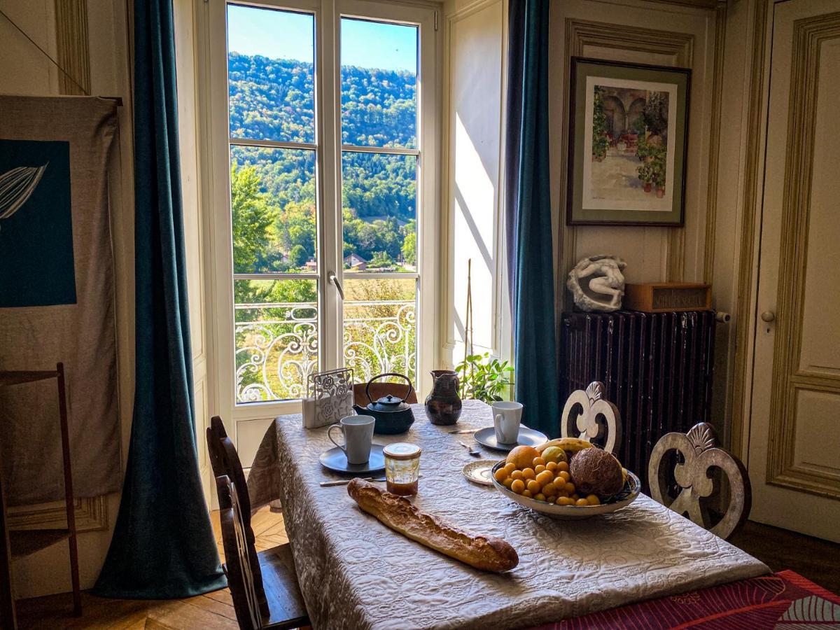 Вилла Lisons Des Sources Nans-sous-Sainte-Anne Экстерьер фото